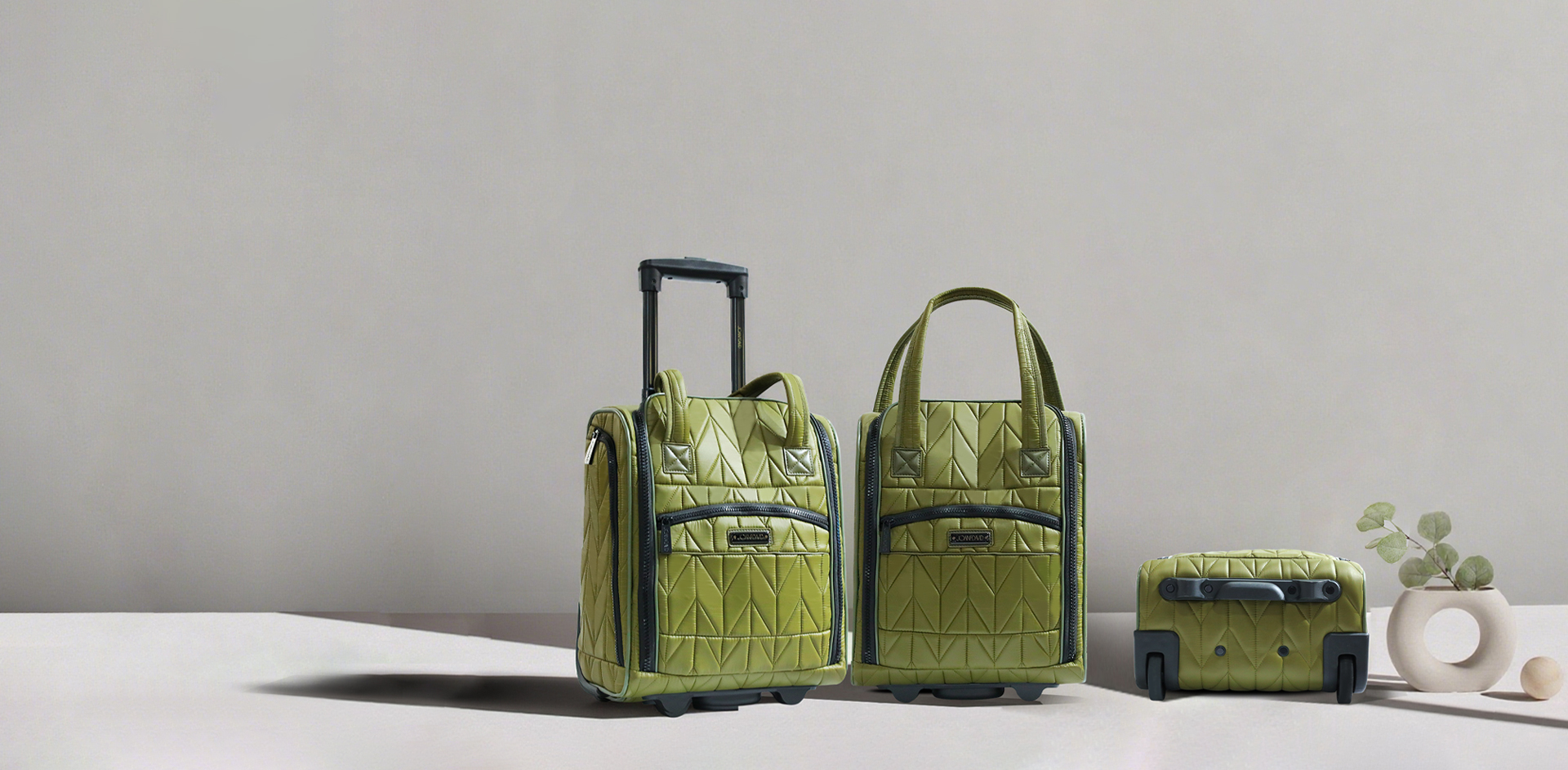 چمدان Pinghu Huacheng و Bag Co. ، Ltd.